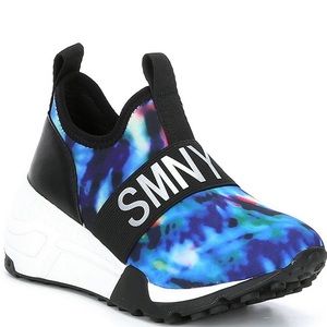 💙Steve Madden Kids Tie Dye Slip On Shoes💙